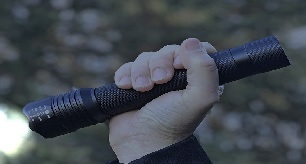 چراغ قوه تاکتیکی